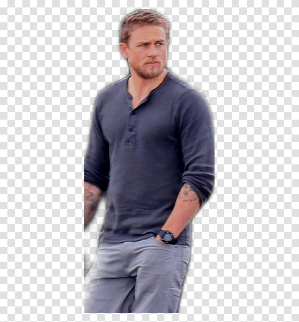 Charlie Hunnam Triple Frontier Haircut, Sleeve, Person, Arm Transparent Png
