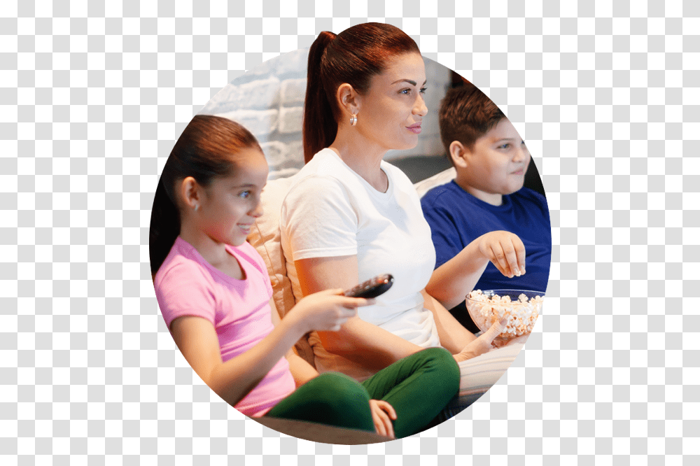 Family Mom Watching Tv, Person, Human, Hair, Popcorn Transparent Png